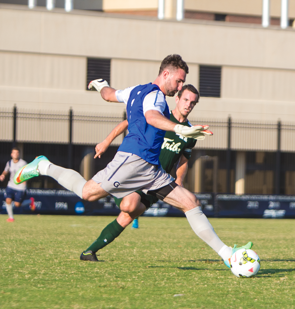 FILE PHOTO: JULIA HENNRIKUS/THE HOYA
Senior goalkeeper Tomas Gomez lead the Georgetown defense to another clean sheet Tuesday. He has allowed 0.56 goals per game this year.