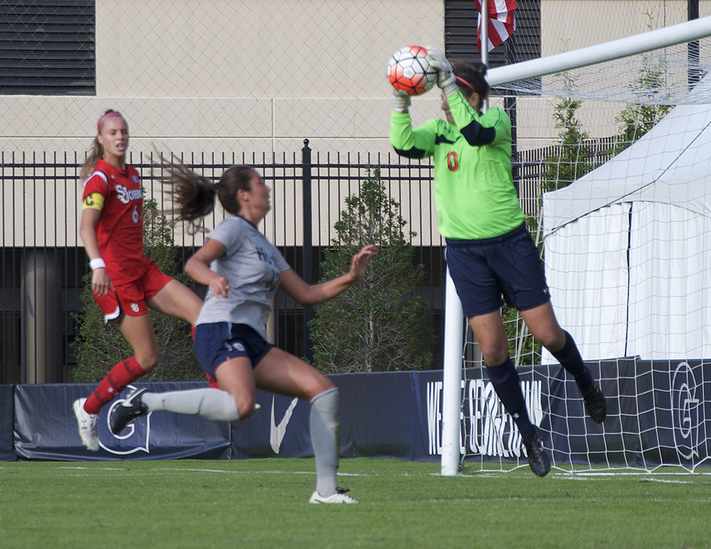 ELIZA MINEAUX FOR THE HOYA
Graduate student goalkeeper Emma Newins has started 10 out of 11 games and made 23 saves for the Hoyas on the season.