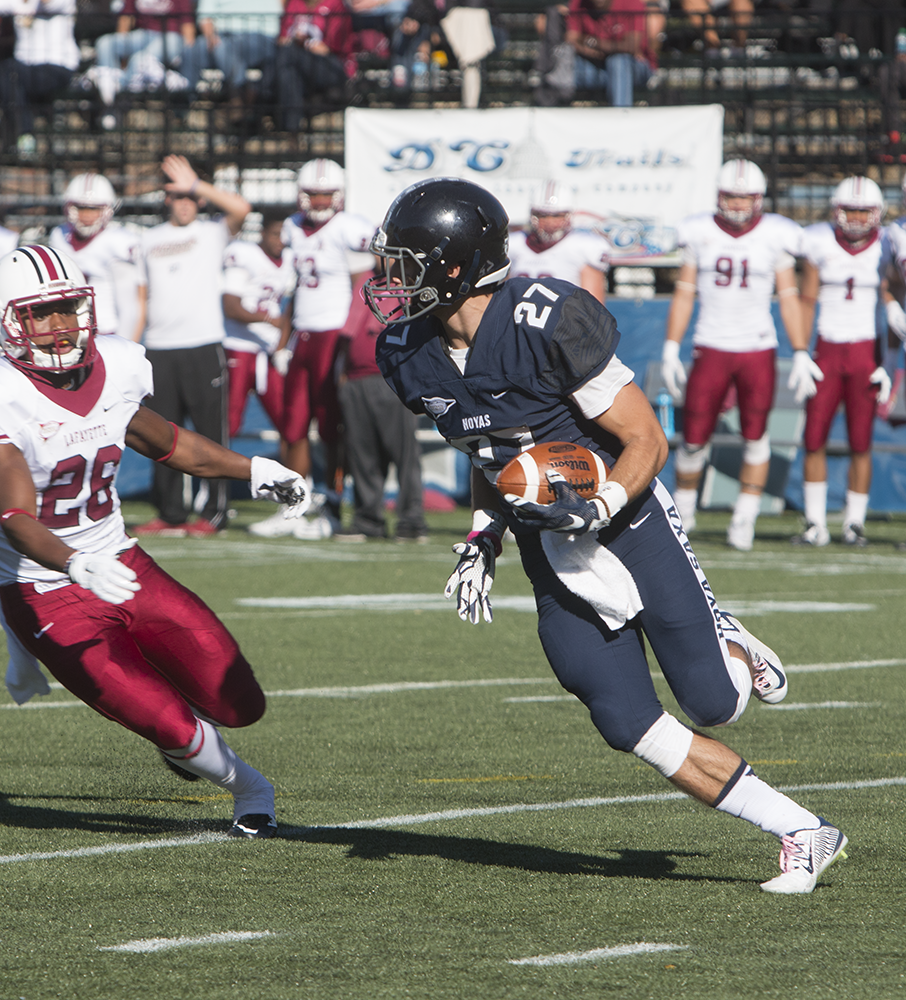FILE PHOTO: KARLA LEYJA/THE HOYA
Senior wide reciever Jake DeCicco recorded eight receptions and 86 yards in Georgetown’s 38-31 loss to the Fordham Rams last Saturday.