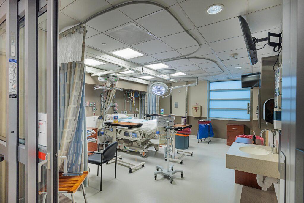 DC+Hospital+Opens+New+Biocontainment+Unit