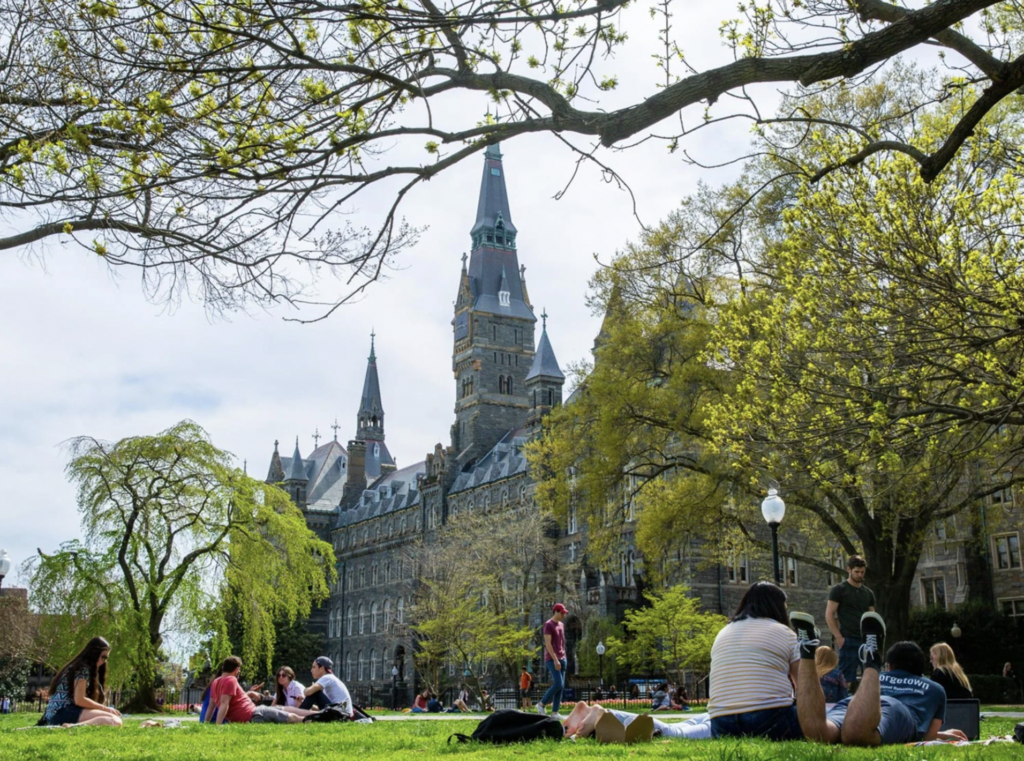 Georgetown Remains at No. 22 in U.S. News 2024 Top Colleges List