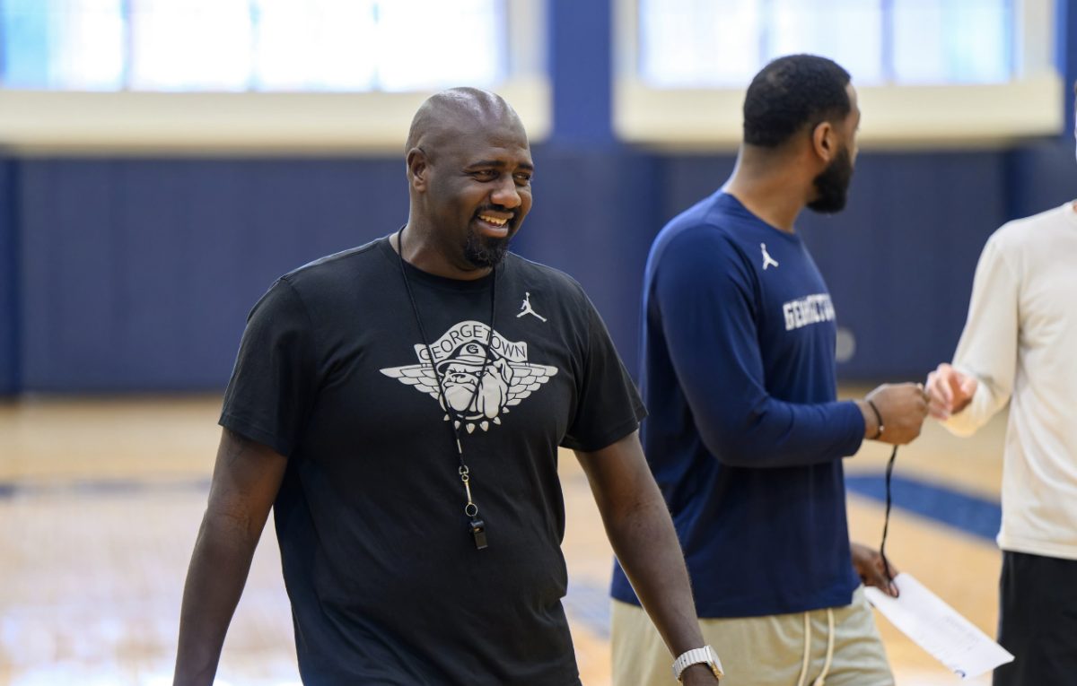 %40coachivanthomas+%7C+Georgetown+assistant+coach+Ivan+Thomas+will+reportedly+leave+the+Hoyas+for+the+head+coaching+position+at+Hampton+University.