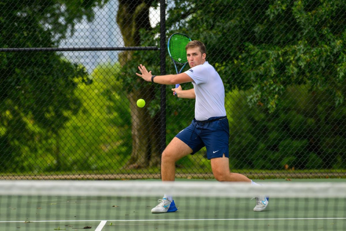 X%2F%40hoyatennis+%7C+Graduate+student+Kieran+Foster+helped+lead+a+4-0+singles+sweep+over+the+Xavier+Musketeers+but+ultimately+lost+his+match+to+the+DePaul+Blue+Demons+in+three+sets.