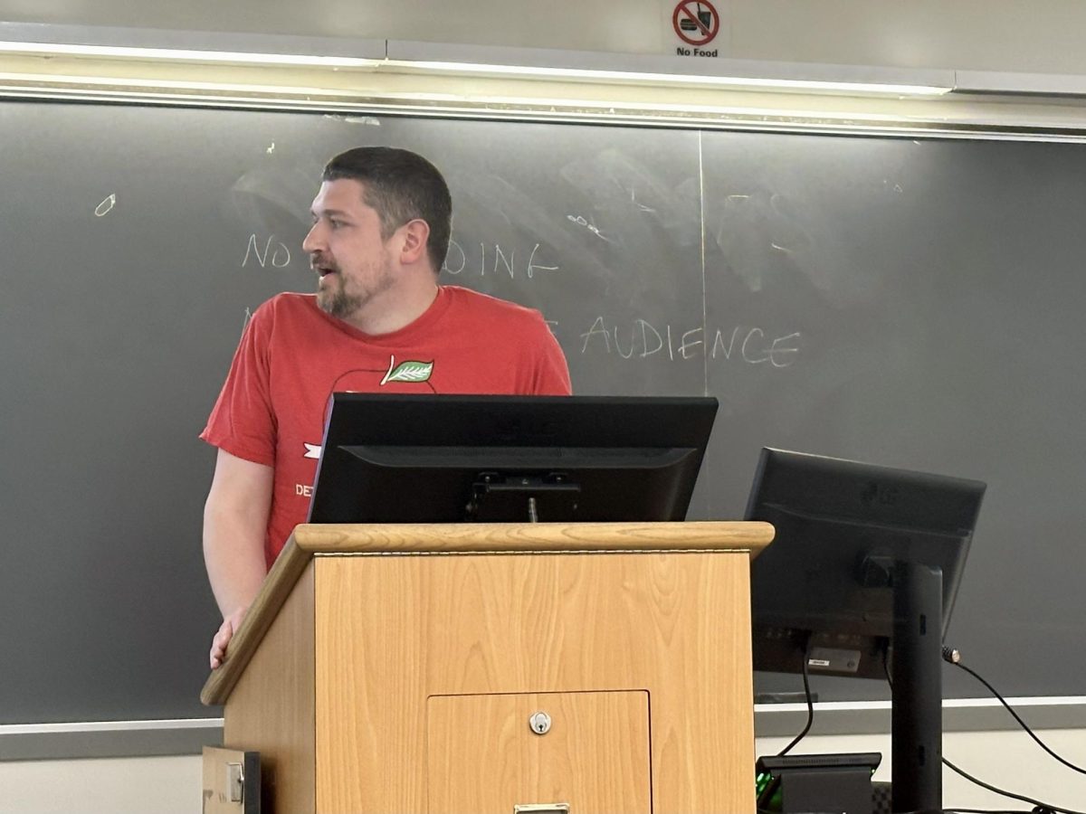 Students and faculty gathered to connect the current political landscape to historical events during a teach-in, an informal teaching model that is a form of protest, that the Georgetown University history department held March 28.