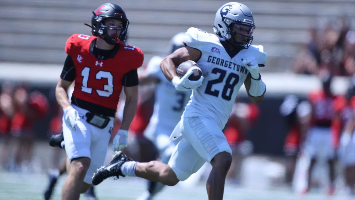 Georgetown sophomore running back Savion Hart rushed for 3 touchdowns in the first quarter of the Hoyas match against Davidson Aug. 30. (Patriot League)