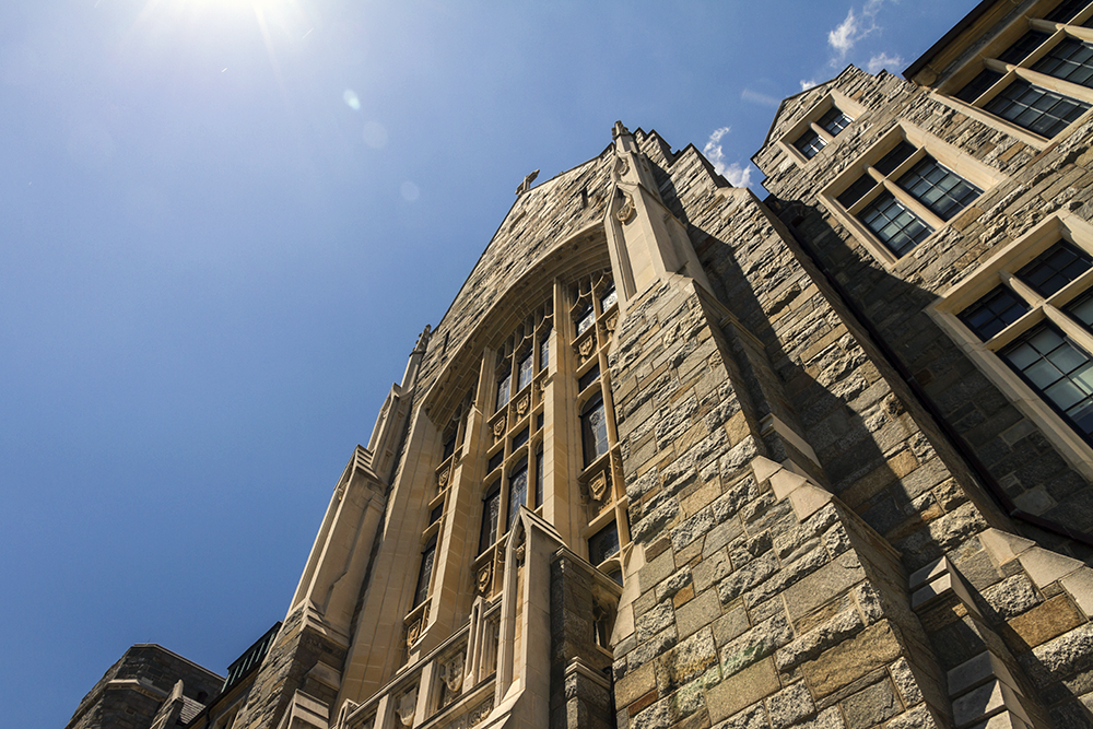 FILE PHOTO: ALEXANDER BROWN/THE HOYA
The Office of Undergraduate Admissions, housed in White-Gravenor Hall, accepted 13 percent of early applications for the Class of 2019