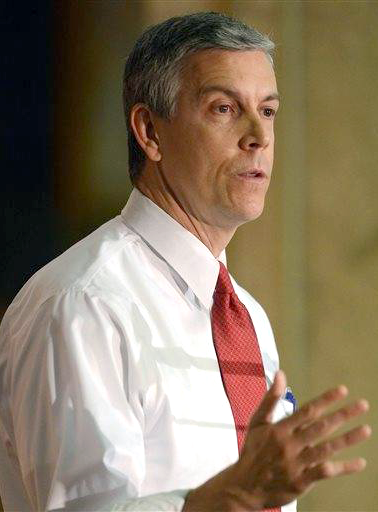 THE DAILY HERALD
Former Education Secretary Arne Duncan advocated transparency in school finances on Monday. 