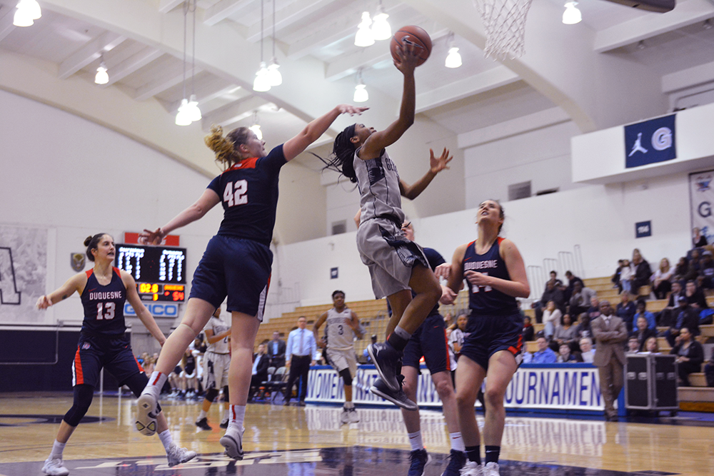 AMANDA VAN ORDER/THE HOYA
Junior guard Dionna White scored 33 points and grabbed 11 rebounds in Georgetowns 69-66 loss to Duquesne on Monday. White went 11-13 at the free throw line.