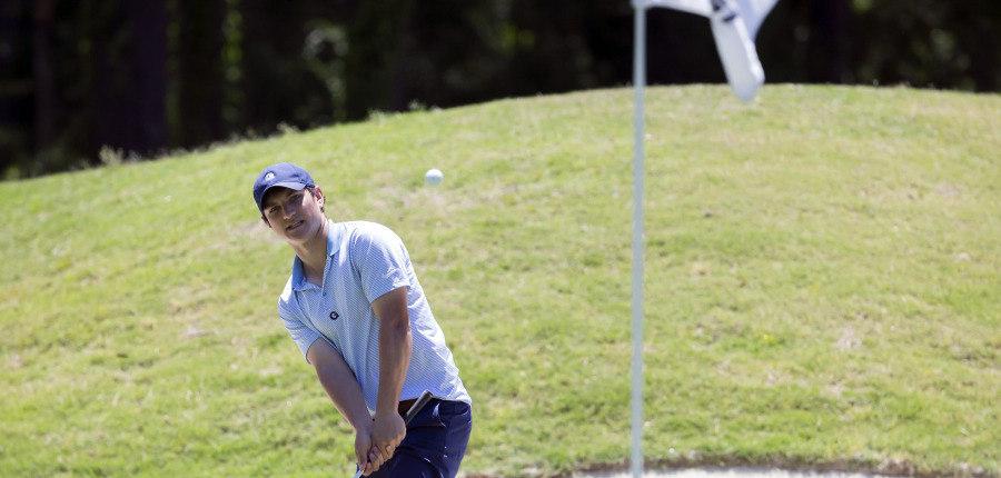 GUHOYAS
Sophomore Eduardo Blochtein finished fifth overall at the Big East Tournament with a 54-hole score of 219.