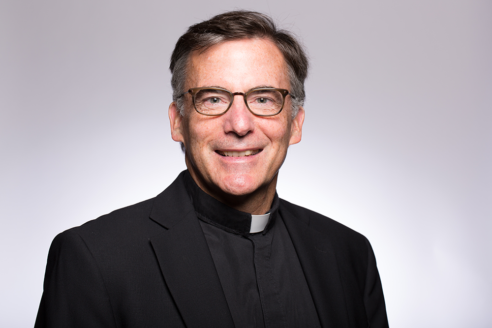 SANTA CLARA UNIVERSITY | Former Georgetown Vice President of Mission and Ministry Fr. Kevin OBrien, S.J., (CAS 88) oversaw the largest interfaith campus ministry of any institution and was awarded the 2016 Dorothy Brown Award for Excellence in Teaching for his work as a theology professor while at Georgetown.