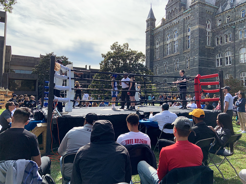 BOXING | Hoyas Gather at Annual Showcase on Healy Lawn
