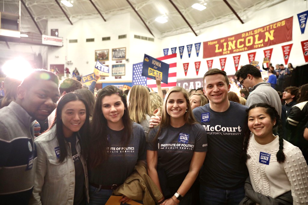 Students Travel With GU Politics To Observe the Iowa Caucus