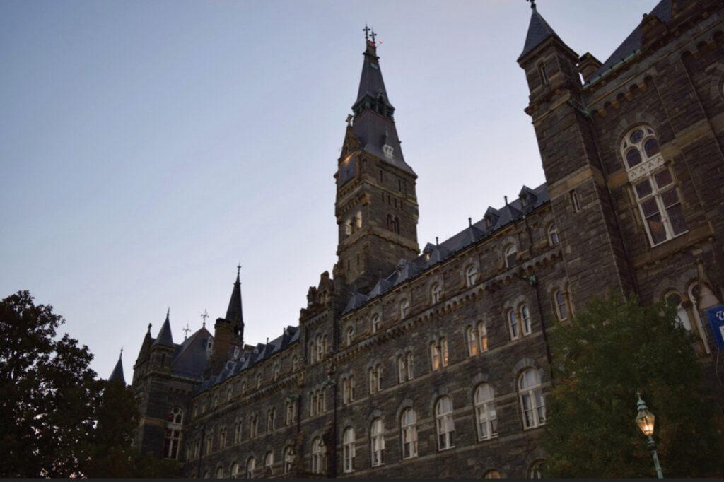 Georgetown To Bring Students Back for Spring, Begin Classes Virtually