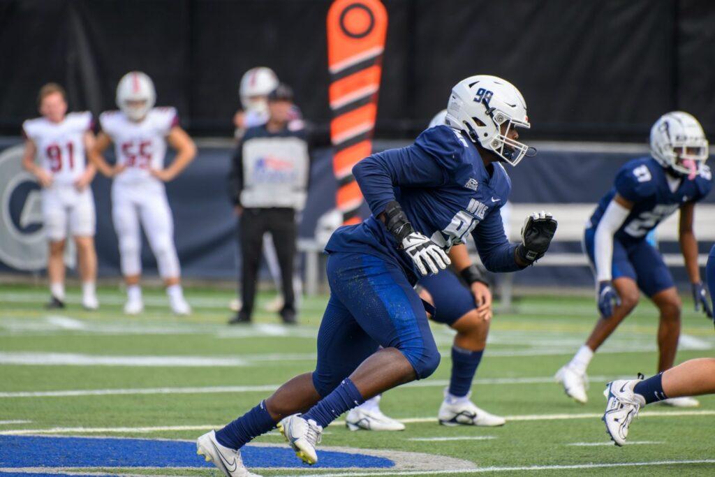 FOOTBALL | Georgetown Defeats Lafayette in Balanced Performance on Offense and Defense
