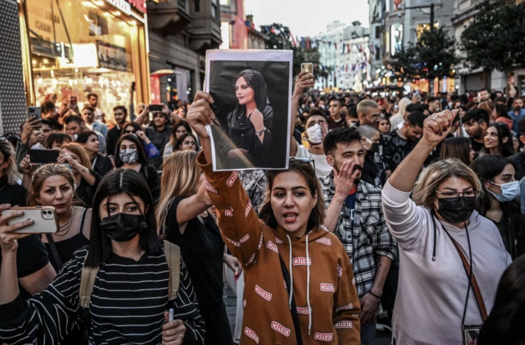 GU Students, Faculty Denounce Human Rights Violations in Iran