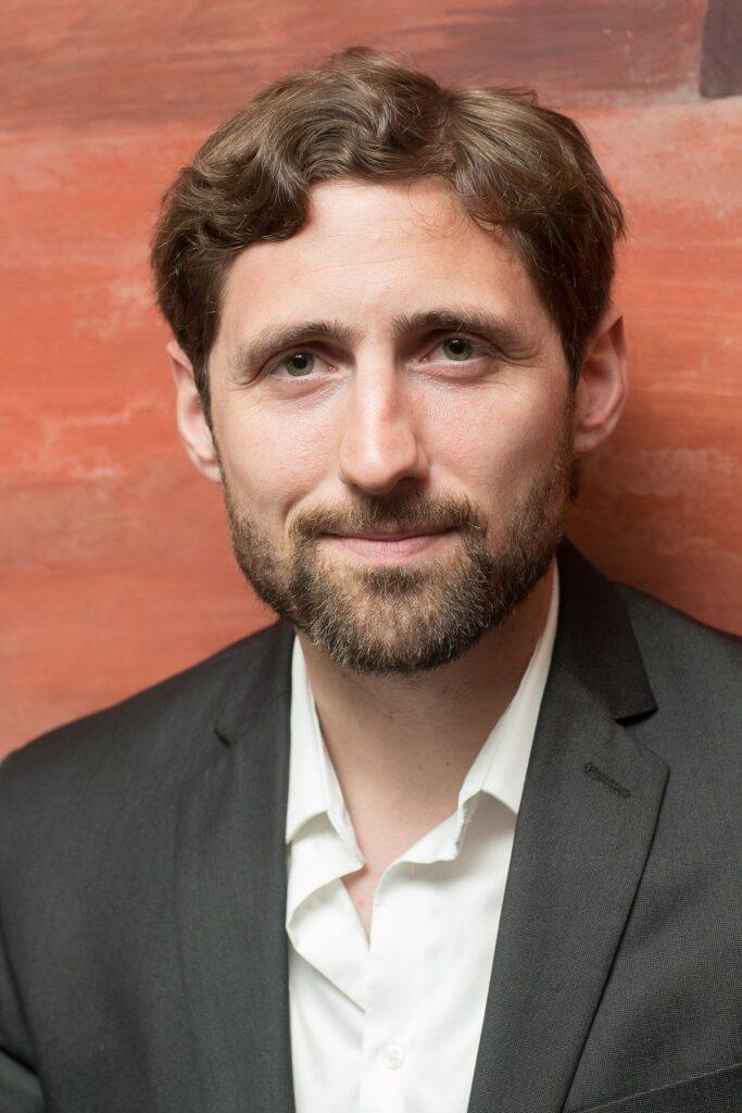 Veteran and Best-selling Author Discusses Religion, Humanity During Iraq War