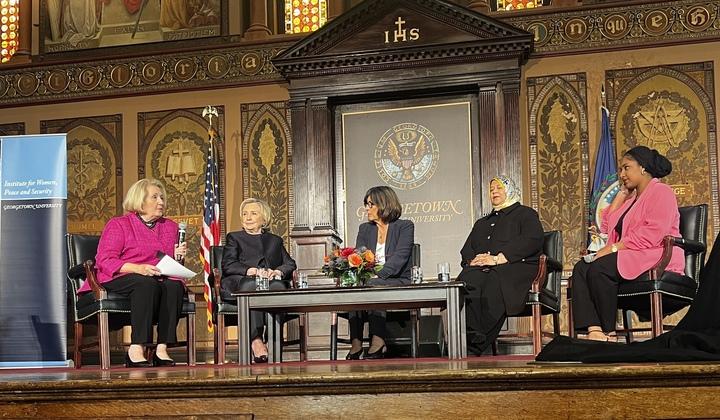 Clinton Honors Journalists, Peace Builders in Annual Clinton Awards