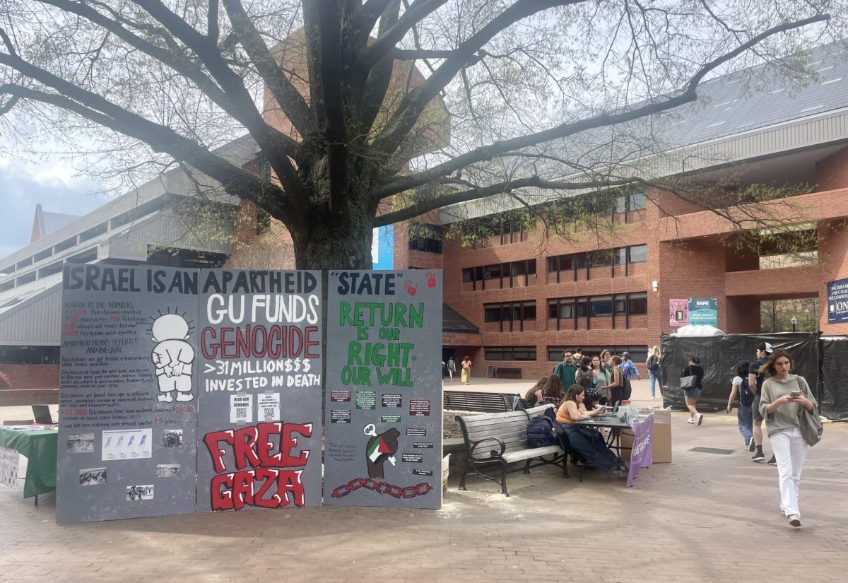 Lauren Doherty/The Hoya | Georgetown University Students for Justice in Palestine (SJP) tabled in Red Square throughout its annual Apartheid Week hosted April 9-12.