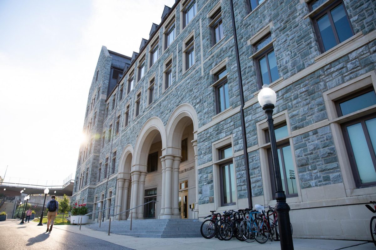 Three financial policy experts, Rostin Behnam (COL ’00), Lael Brainard and Patrick McHenry will join Georgetown University’s Psaros Center for Financial Markets and Policy as distinguished fellows working at the intersection of finance and public policy.