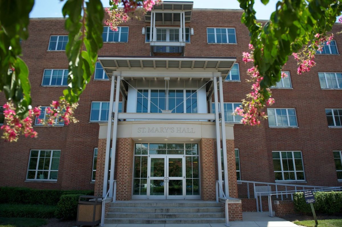 GEORGETOWN UNIVERSITY | A new School of Nursing policy penalizing being late or absent to clinical classes has raised concerns among Georgetown students, given the university's lack of transportation support.