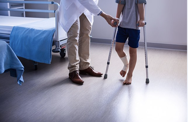 WIKIMEDIA COMMONS | In the latest installment of her column "The Intersection," Keerthana Ramanathan (SOH '26) discusses the decrease in the rate of primary care visits. 