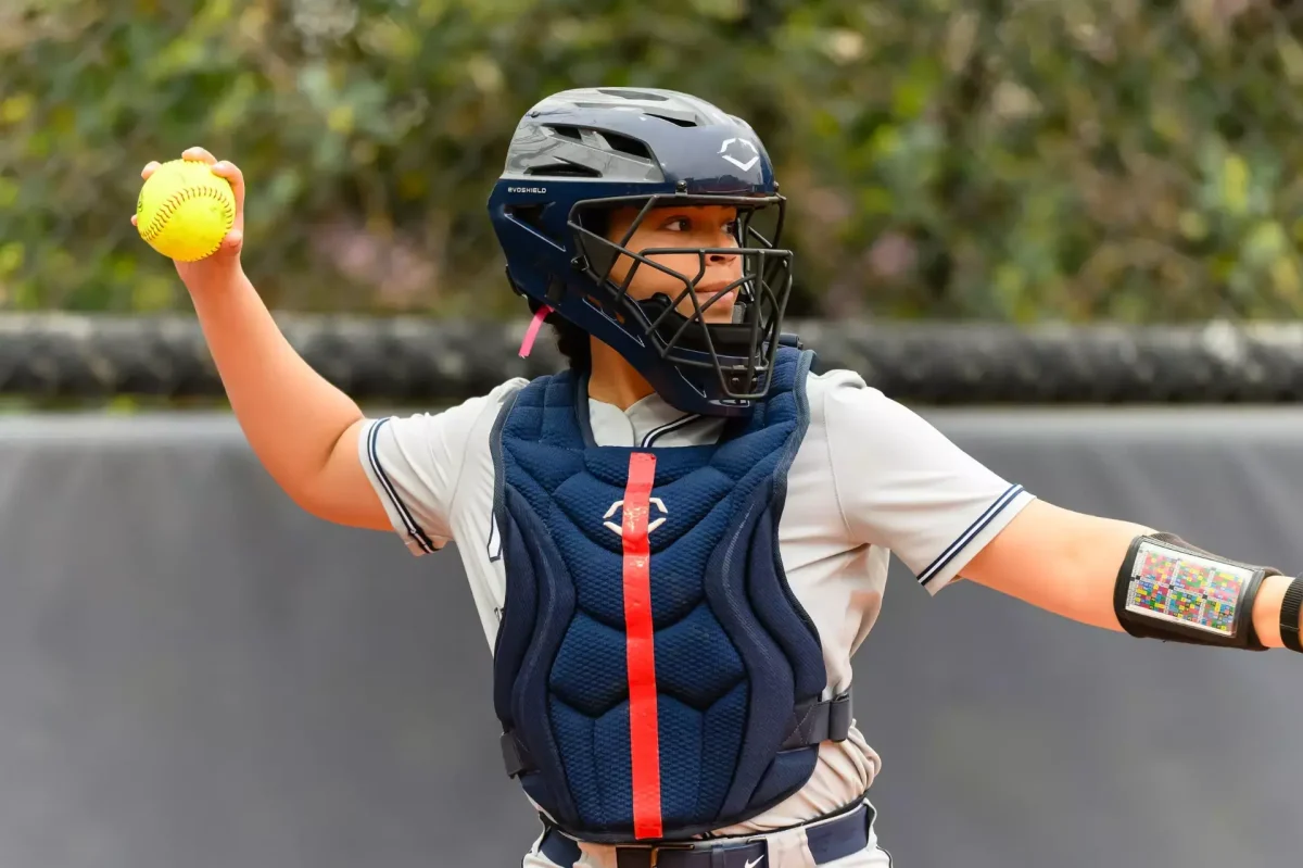 The Georgetown University softball team (15-19, 8-10 Big East) was bested in a three game series by the Butler University Bulldogs (19-17, 11-7 Big East) from April 17-19. 
